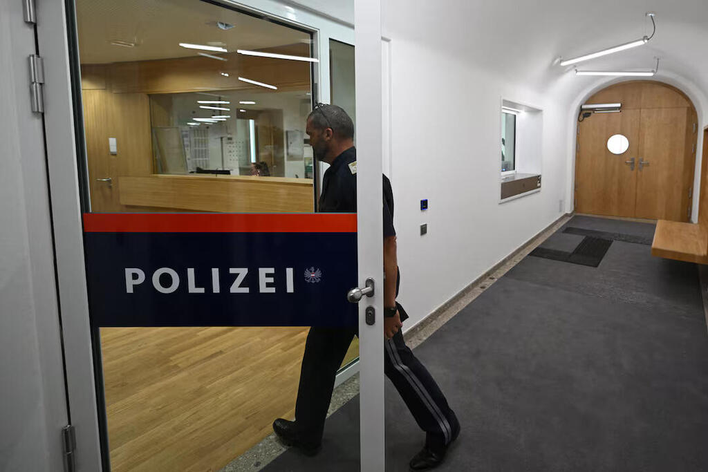 A police walks at the building where Adolf Hitler was born, which has been converted into a police station by Austria's government in hopes of preventing it from serving as a place of pilgrimage for neo-Nazis, in Braunau am Inn, Austria, July 16, 2026 (Photo: REUTERS/Angelika Warmuth) A police walks at the building where Adolf Hitler was born, which has been converted into a police station by Austria's government in hopes of preventing it from serving as a place of pilgrimage for neo-Nazis, in Braunau am Inn, Austria, July 16, 2026