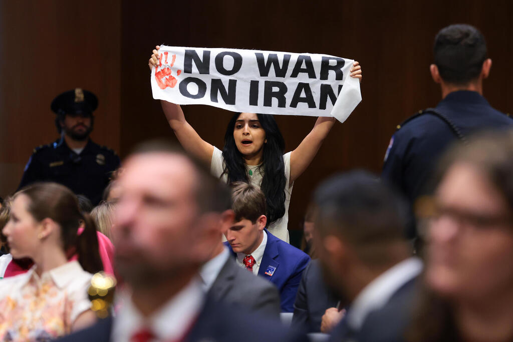 Anti-war protesters interrupt proceedings during a Senate Appropriations Committee hearing on Capitol Hill (Photo: Anna Moneymaker/Getty Images) Anti-war protesters interrupt proceedings during a Senate Appropriations Committee hearing on Capitol Hill