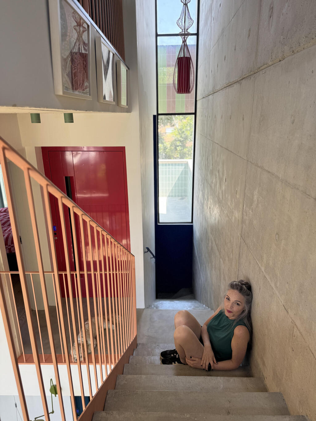 Concrete stairs (Photo: Tili Sharon) הדירה של דנה רייזין
