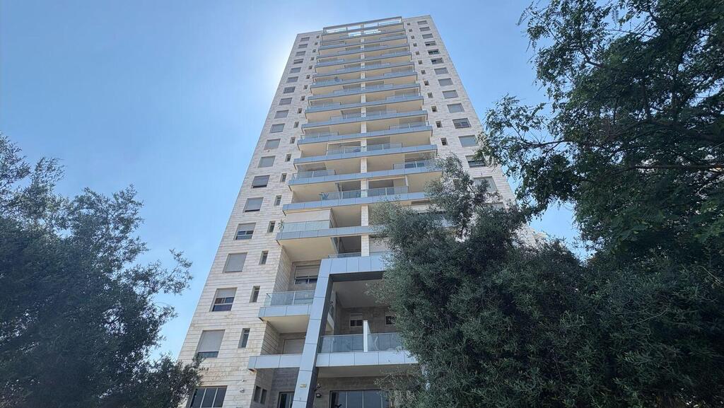 משפחת וולף חצבאני - על הספה