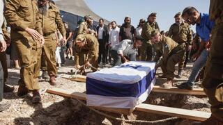 בניהו הובא למנוחות: "תמיד קפצת ראשון"