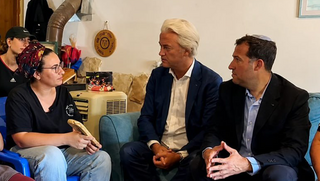 התומך ההולנדי הפתיע בחוות גלעד: "מיליונים בעדכם"