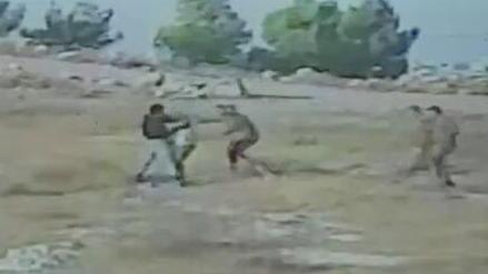 תיעוד מחטיפת הנשק של חייל בסוסיא