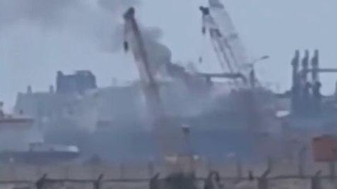 Alleged aftermath of drone strike on Damietta תיעוד לכאורה שהופץ ב"אל-מיאדין" מנמל דמיאט במצרים, אחרי מתקפת הכטב"ם שפ