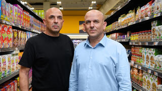 האחים שלומי ויוסי אמיר, בעלי השליטה בשופרסל