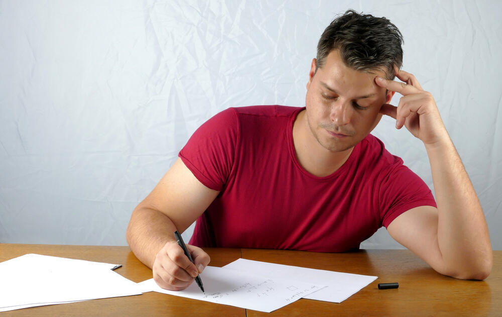Forgot how to write already? (Photo: Shutterstock) זיכרון