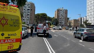 שתי הולכות רגל נפגעו מרכב בשדרות הנשיא בן צבי בנהריה
