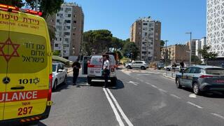 שתי הולכות רגל נפגעו מרכב בשדרות הנשיא בן צבי בנהריה