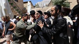 לא רק בירושלים: עסקים שפתחו בשבת הפכו למטרה