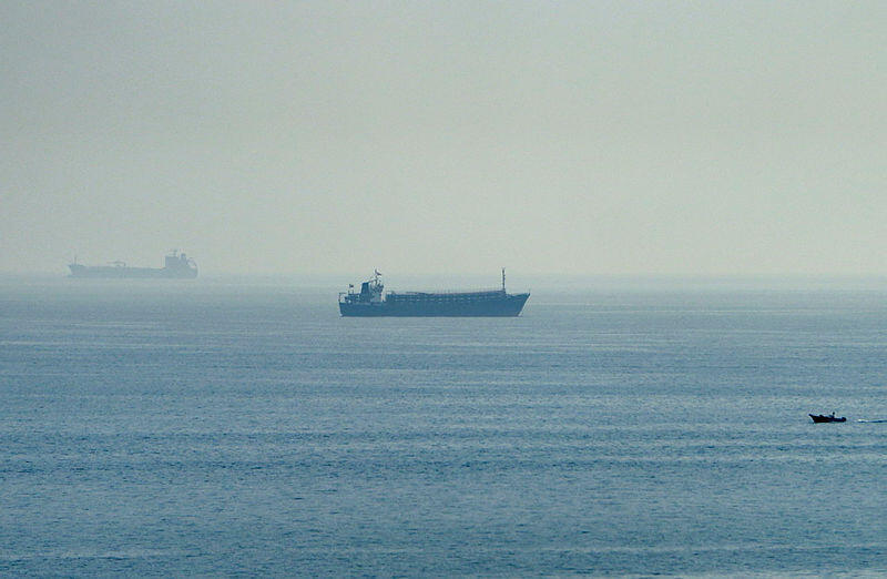 Strait of Hormuz (Photo: REUTERS/Stringer) מצר הורמוז