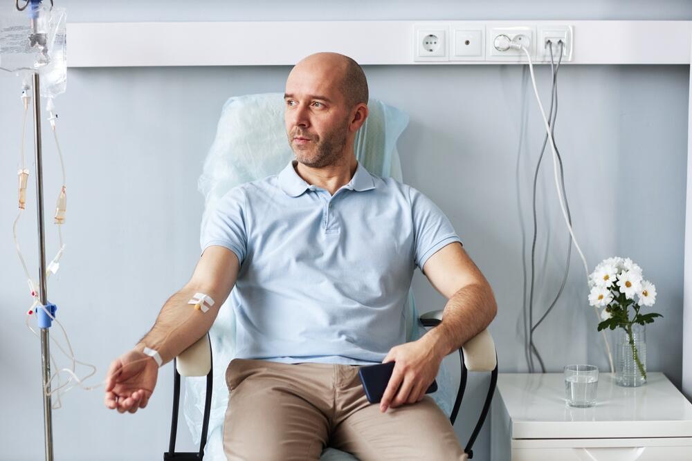 When treatments fail, doctors should ask whether a different immune pathway is driving the condition (Photo: Shutterstock) תרופה שניתנת באינפוזיה
