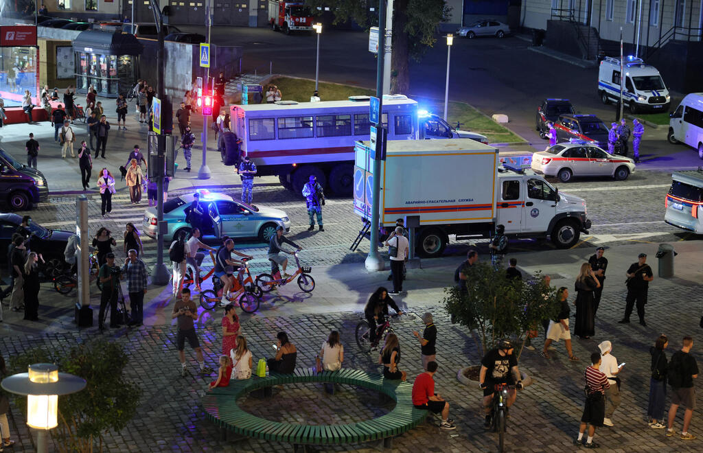 После взрыва (Фото: REUTERS/Anastasia Barashkova) פיצוץ מוסקבה רוסיה מסעדה