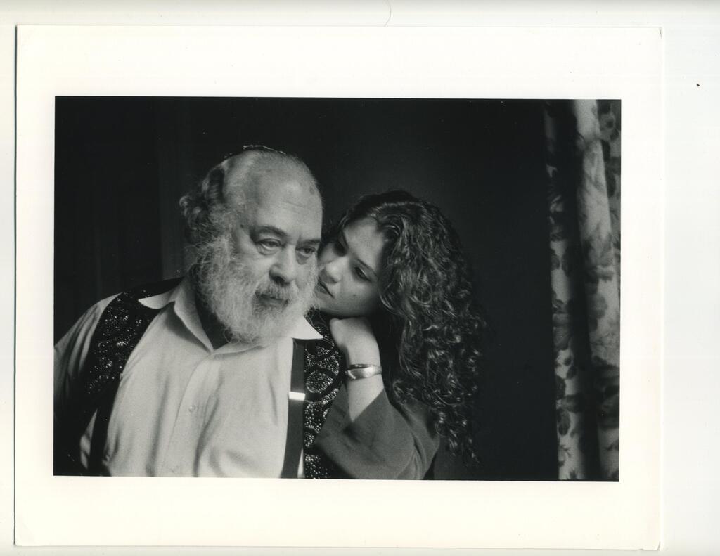 Carlebach and his daughter Neshama (Photo: Joan Roth) הרב שלמה קרליבך ובתו נשמה