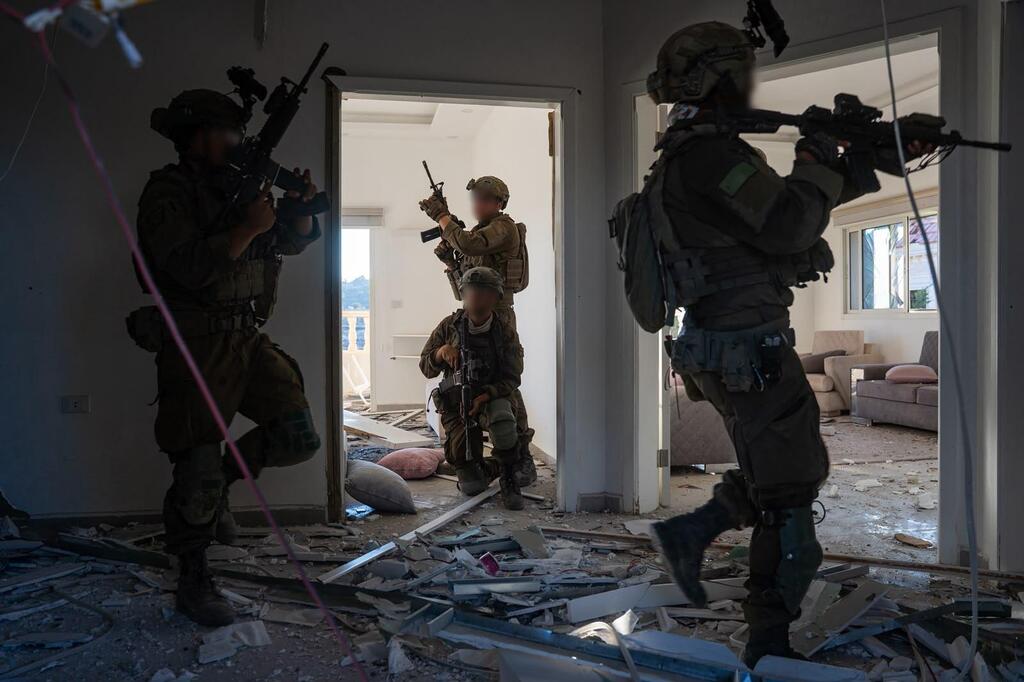 IDF forces in southern Lebanon (Photo: IDF Spokesperson) פעילות חטיבה 401 בדרום לבנון