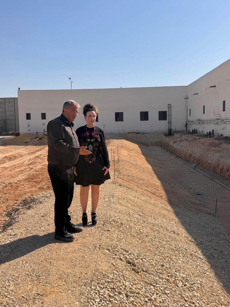 Photo: National Security Minister Itamar Ben Gvir’s Office הצהרת השר לביטחון לאומי איתמר בן גביר והשרה עידית סילמן מכלא התנינים המיועד בקציעות