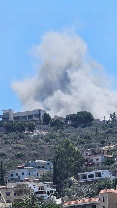 צה"ל תוקף תשתיות חיזבאללה בדרום לבנון