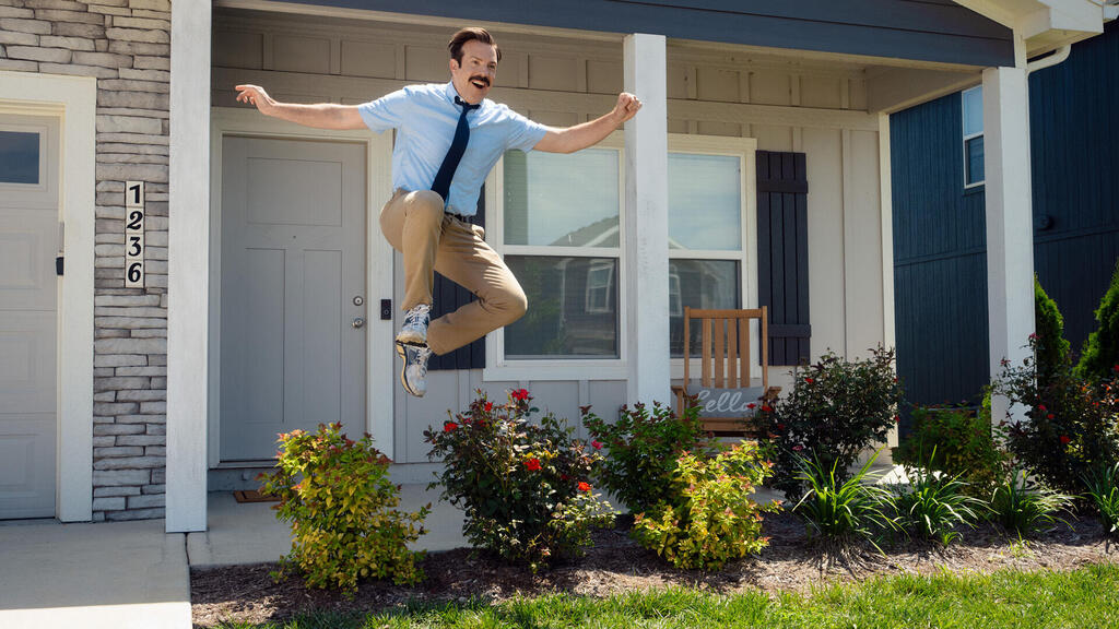 He's baaaaack!: Jason Sudeikis is Ted Lasso (Courtesy of Apple TV +) מתוך "טד לאסו" - עונה 4