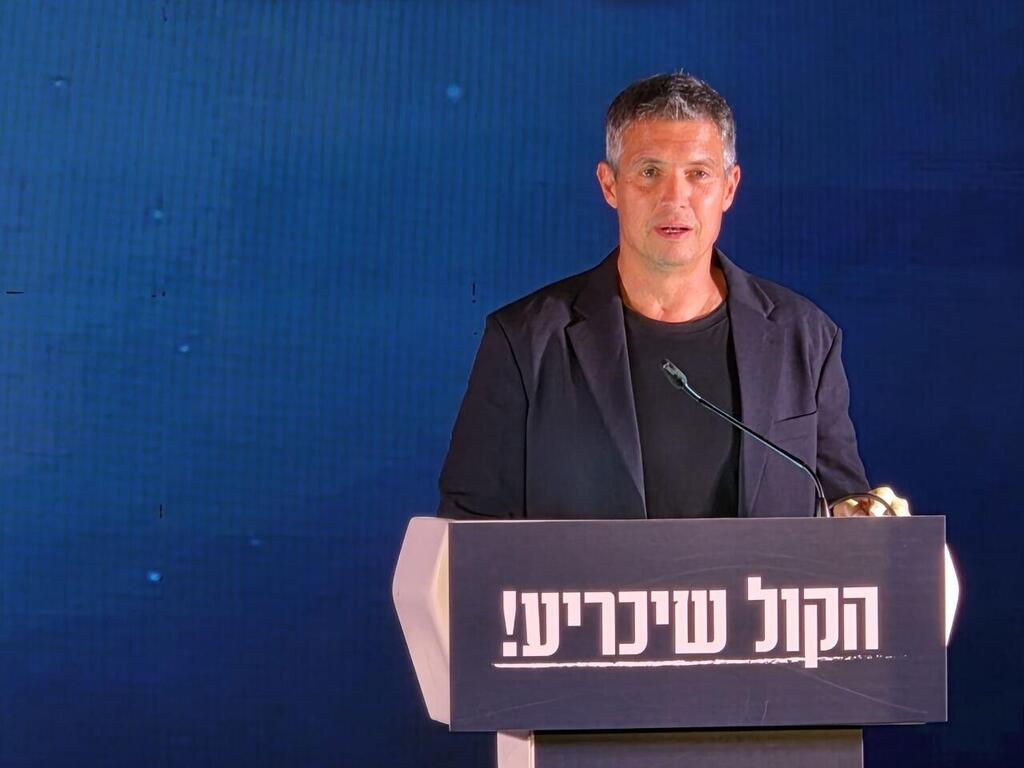 Yoaz Hendel (Photo: Alex Gamburg) יועז הנדל