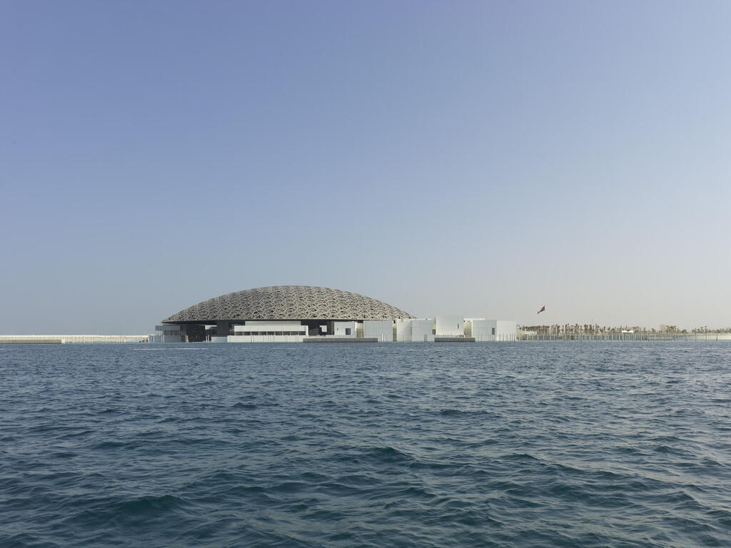 Louvre Abu Dhabi - Architecte Jean Nouvel (Photo: Roland Halbe) Louvre Abu Dhabi - Architecte Jean Nouvel