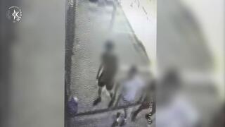 שלושה קטינים מכנופיית SSQ שודדים בעל עסק בת"א