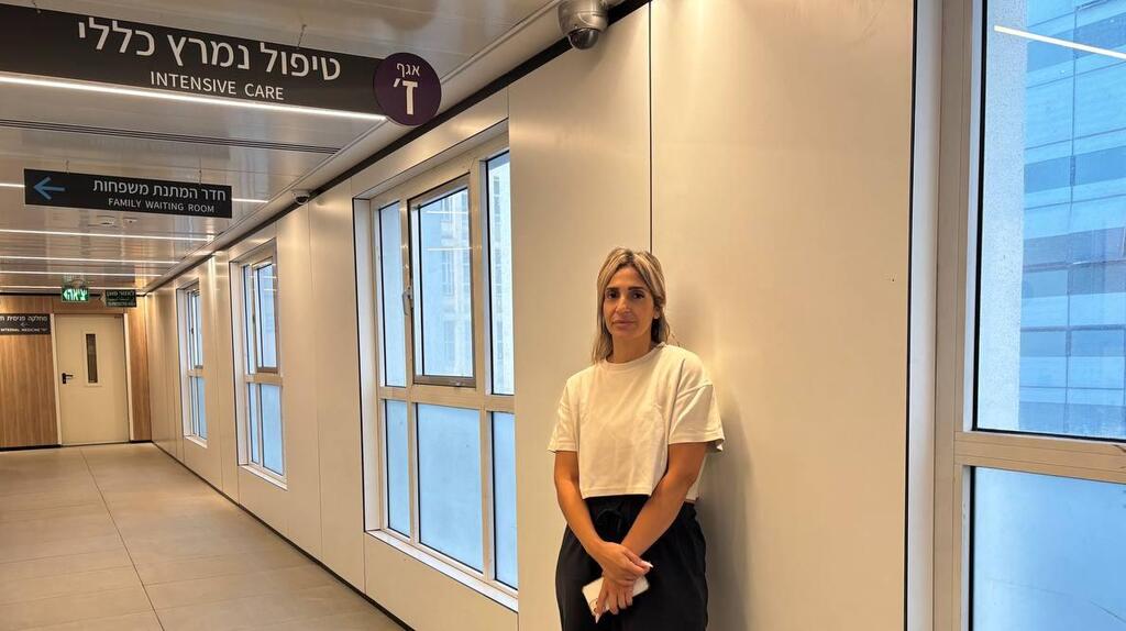 ספיר מימוני, אמה של הנערה שאושפזה בטיפול נמרץ בעקבות ניתוח אף שהסתבך