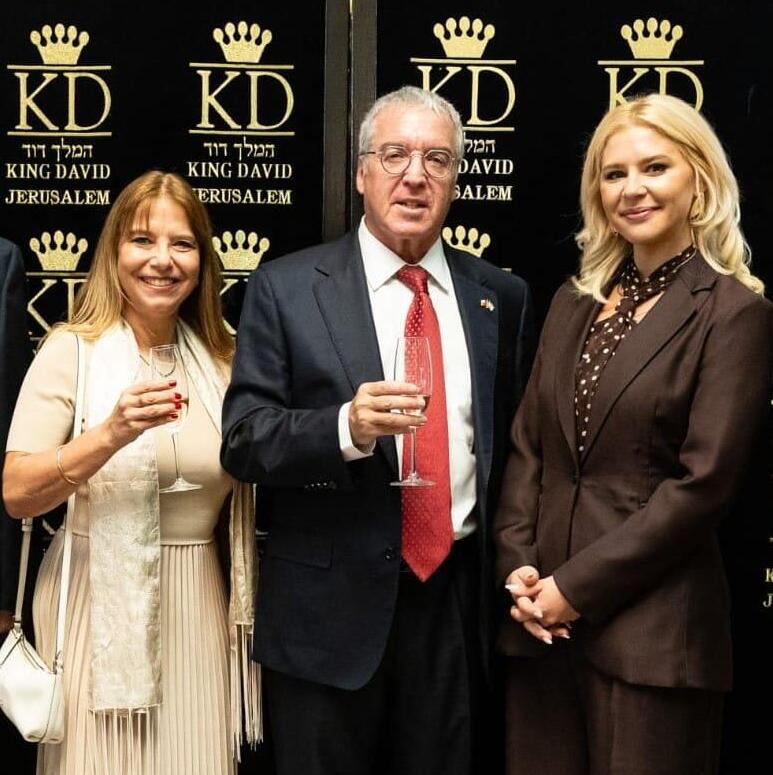 Elizabeth Majlis and her husband, Chilean Ambassador to Israel Gabriel Zaliasnik, and Natalie Ann Bachar, delegation manager at the King David Hotel 