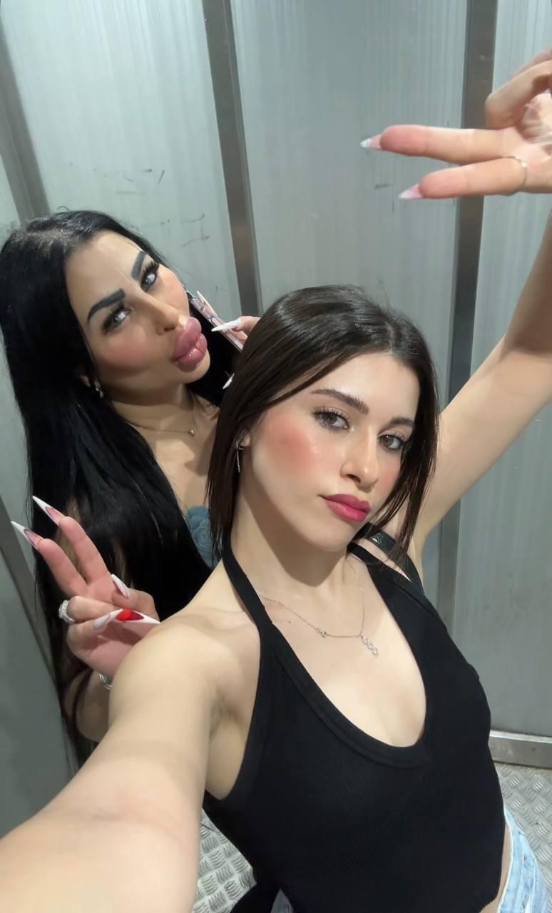 "אנשים לא באמת מכירים אותנו" (צילום: פרטי ) מגזין סוף שבוע אמא פלסטיק