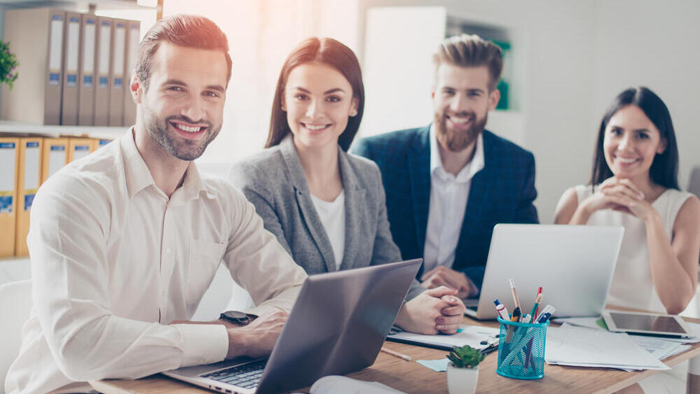 Participants who sat upright took greater risks and also tended to earn higher rewards (Photo: Roman Samborskyi/Shutterstock) ישיבה