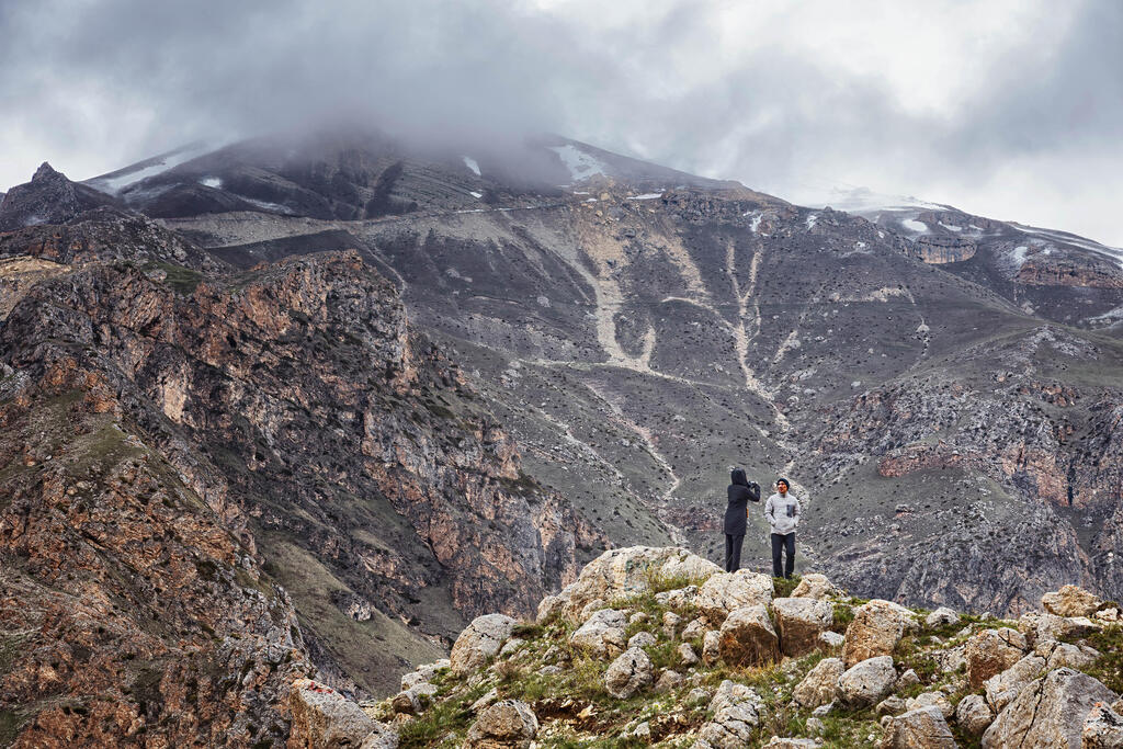 The breathtaking landscapes of the Caucasus Mountains (Photo: Tali Stein) בקווקז הגבוה