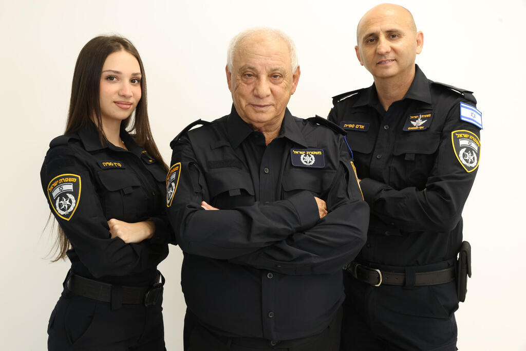Following in Salim Safia’s footsteps: Adham, Ahmad and Karin Safia (Photo: Elad Gershgoren) ארבעה דורות במשטרה