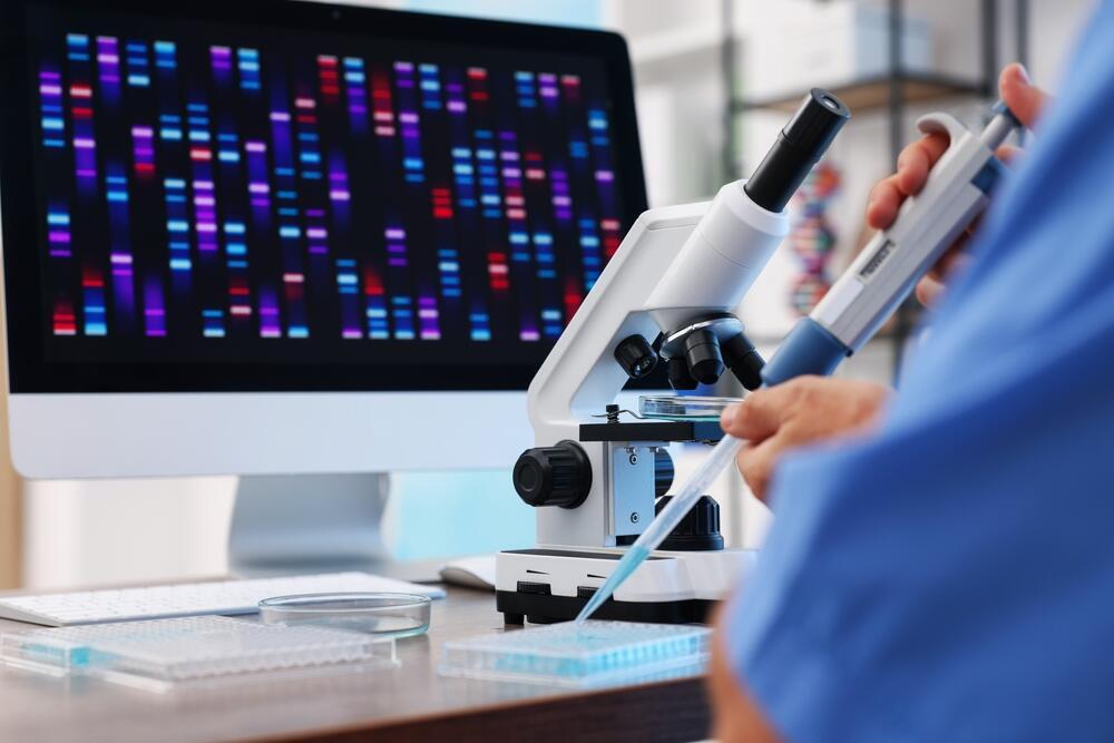 ‘Computational tools can be asked to theoretically design the molecule most effective against a particular virus’ (Photo: shutterstock) חוקרים מפתחים חיידקים באמצעות AI