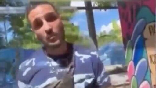 מנהל הגן חיות מגרש את הישראלים