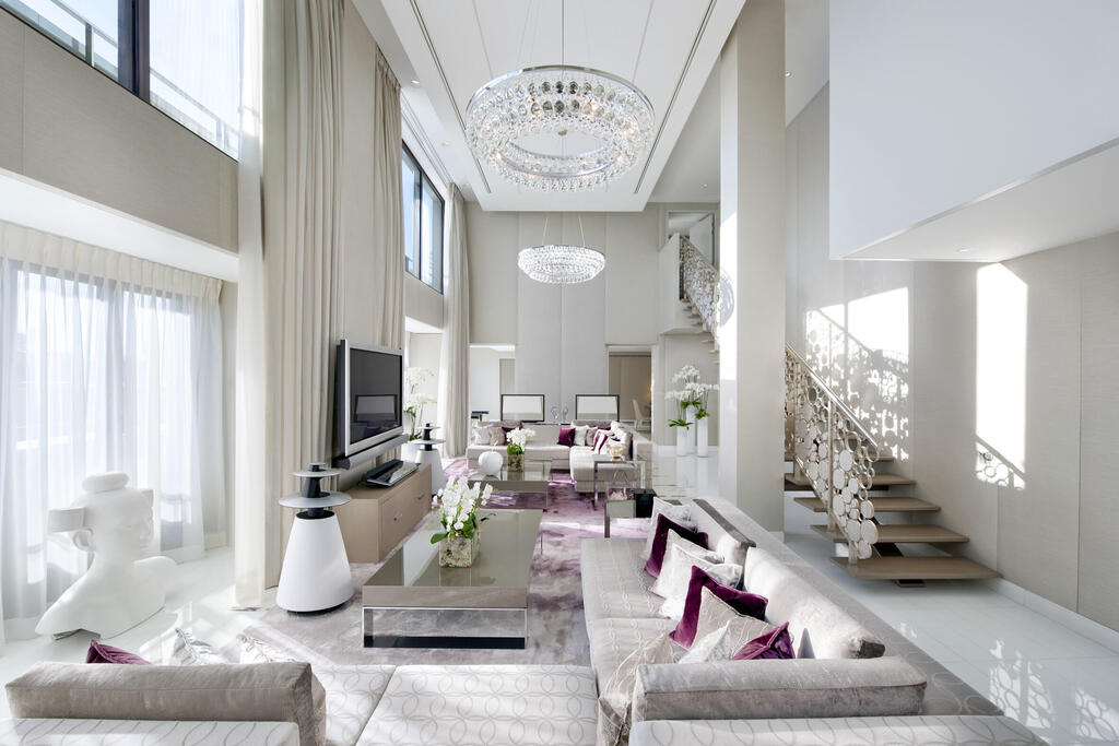 The penthouse, designed in a light classical style (Photo: Courtesy of Mandarin Oriental Lutetia) מלון לוטסיה