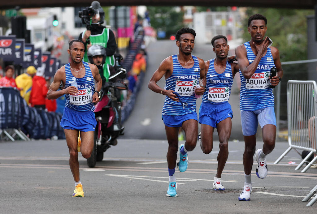 Israeli runners in the marathon (Photo: Andrew Boyers/Reuters) נבחרת ישראל במהלך המרתון באליפות אירופה