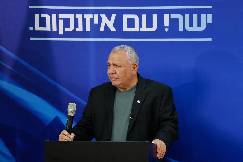 Gadi Eisenkot (Photo: REUTERS/Amir Cohen) גדי איזנקוט בקריית מלאכי