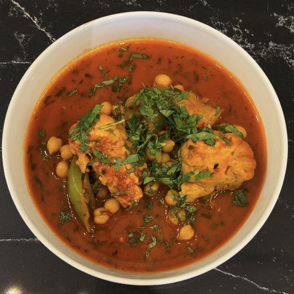 Casablanca-style beef brain and veal sweetbreads (Photo: Courtesy of Botanica Hotel) תבשיל מוח ושקדי עגל בנוסח קזבלנקה