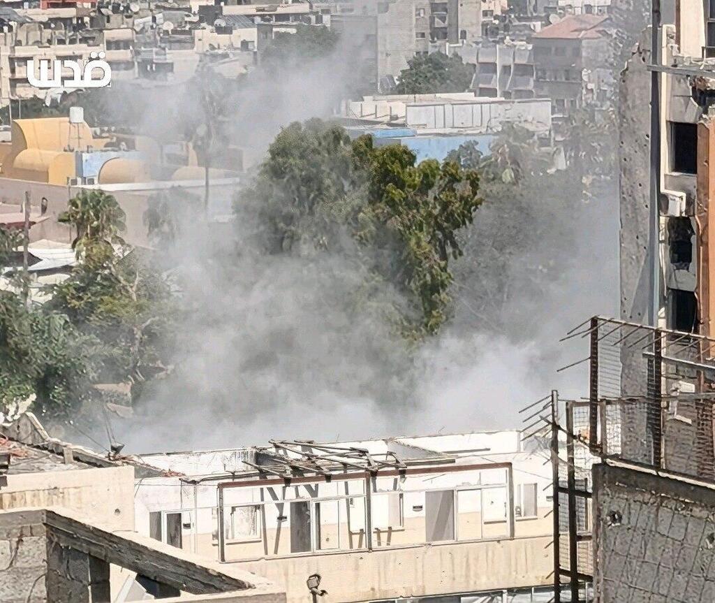 Attack in Gaza City מטוסי קרב מכוונים לעבר רחוב עומר אל-מוחט'ר בעיר עזה
