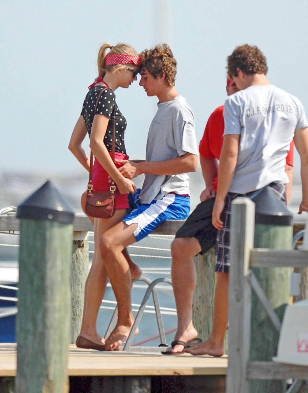 Connor and Swift a decade ago (Photo: From X and Instagram) קונור קנדי