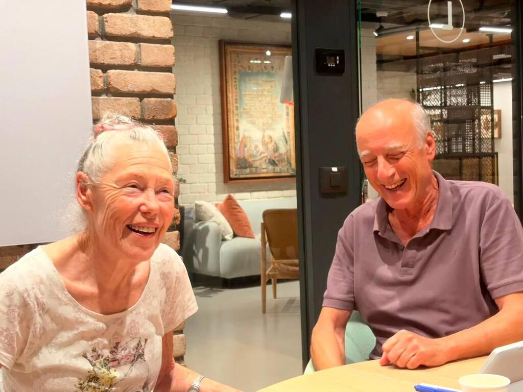 Adriana Turk with Raanan Gidron. ‘I have five second cousins in Israel. How lucky am I?’ (Photo: MyHeritage) רענן גדרון ואדריאנה טורק