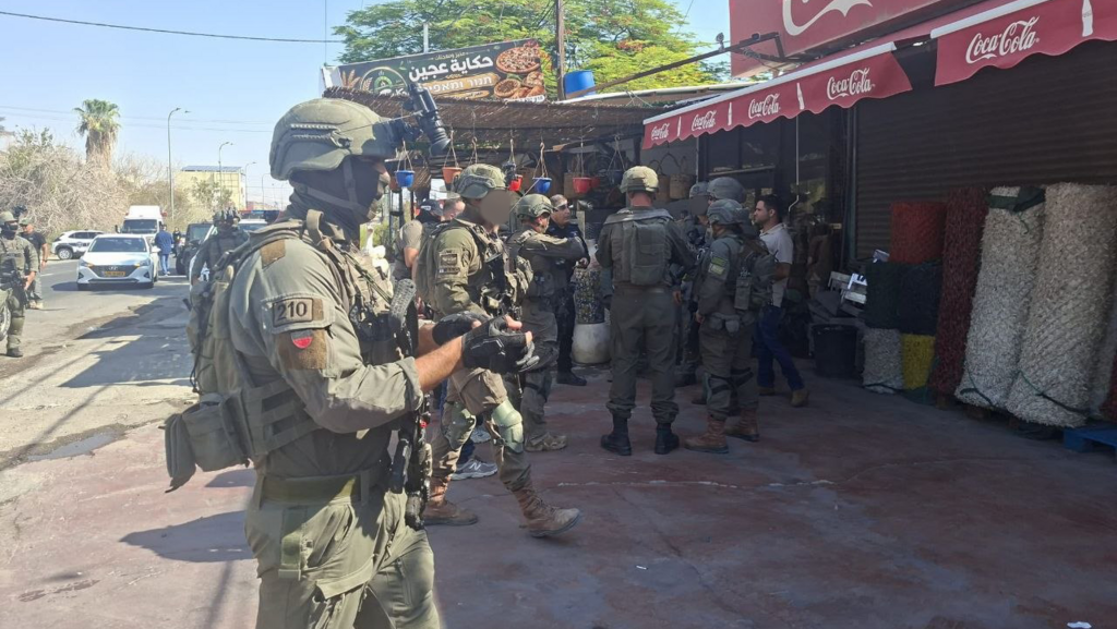 Photo: IDF Spokesperson's Unit דוחות צה"ל בזירת פיגוע ליד הכפר עוג'ה