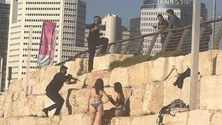 בנשק שלוף: מאבטחי רה"מ דרשו ממתרחצים לעזוב