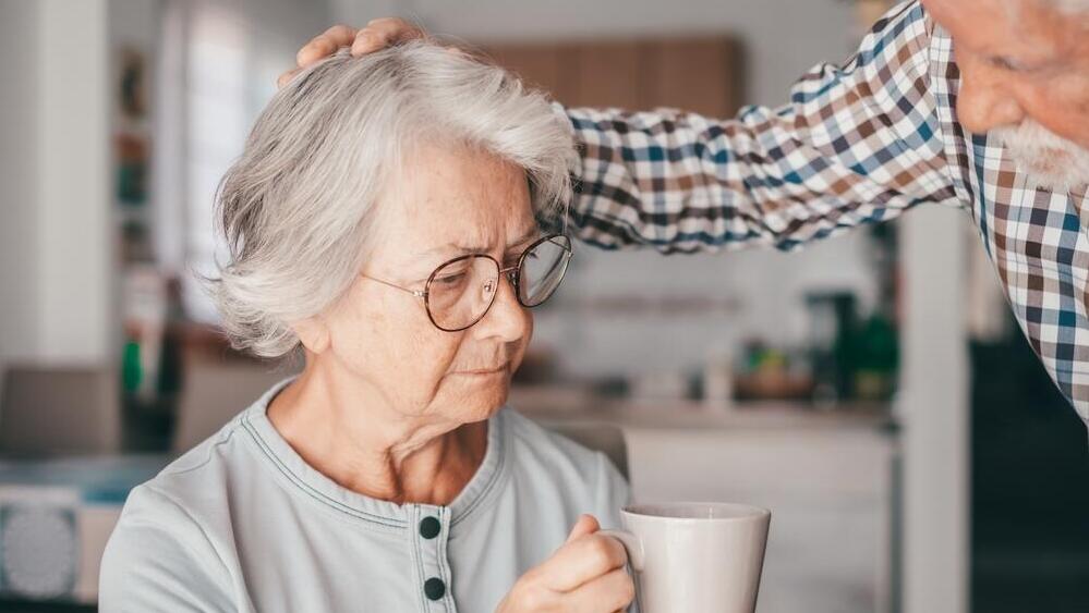 Not every cognitive impairment is defined as dementia (Photo: Shutterstock) זוג מבוגר