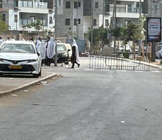 חסימות הכבישים והרחובות של החרדים בשבת: שכונת הסופרים בבני ברק