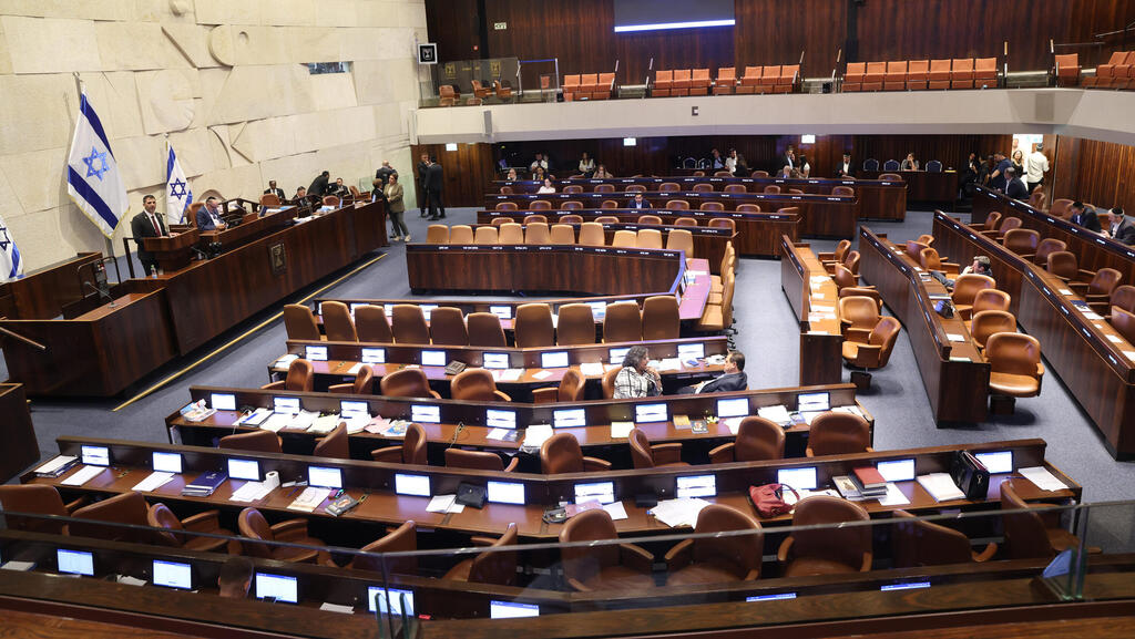 Women vote, but fewer are being elected as Israel heads toward its next election (Photo: Alex Kolomoisky) Women vote, but fewer are being elected as Israel heads toward its next election