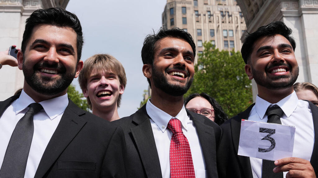 Photo: Reuters/ Adam Gray Zohran Mamdani look-alike contest