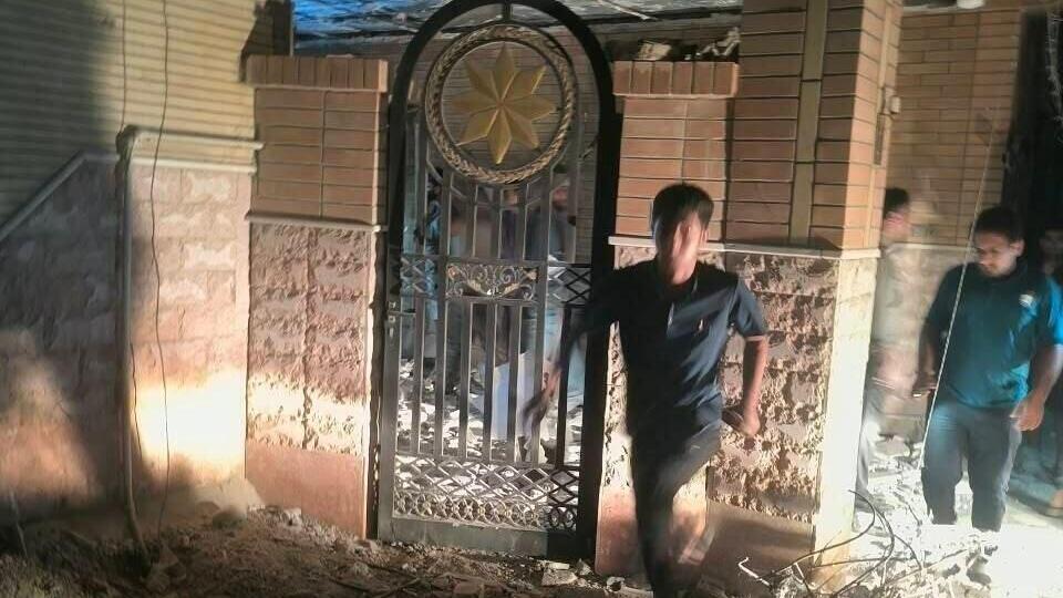Iran claims this is the site of the American attack on a wedding in Sirik תקיפה אווירית אמריקנית נגד חתונה בעיר סיריק, איראן