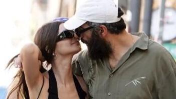 אמילי רטאייקאוסקי 