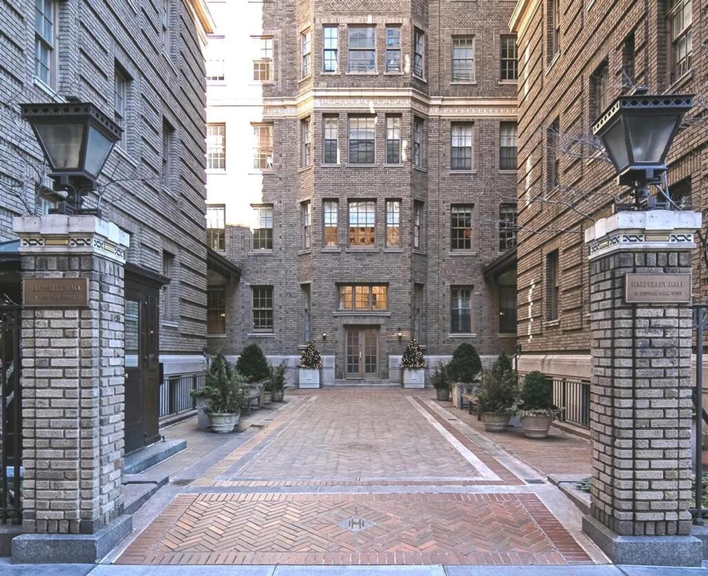 Harperley Hall (Photo: Henry W. Wilkinson) הארפרלי הול