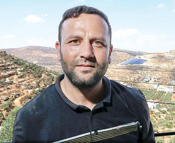 Saddam Odeh (Photo: Shaul Golan) סדאם עודה. "רימוני גז לתוך הבית"