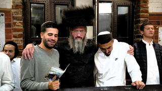 חברי המשלחת במהלך המסע